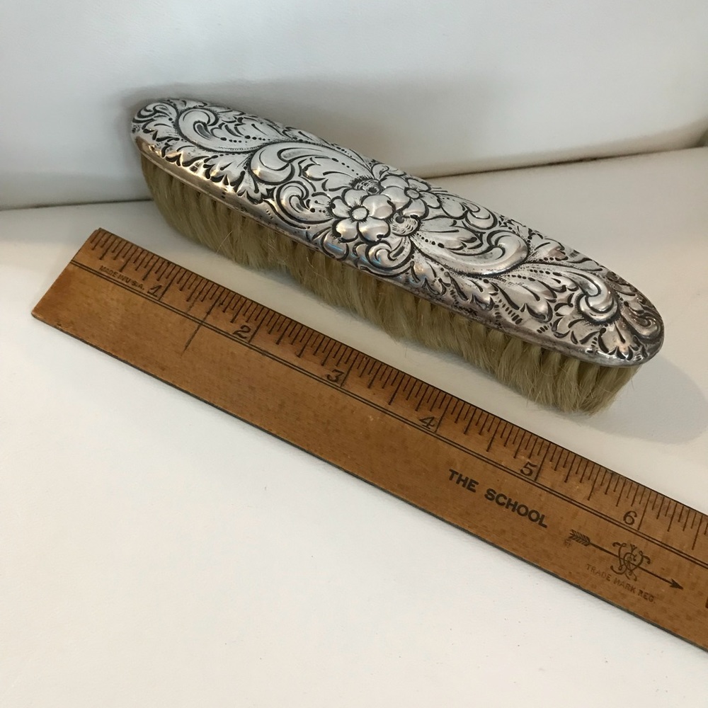 Sterling Silver (vintage) very soft brush